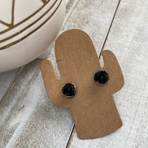 Rose earring studs